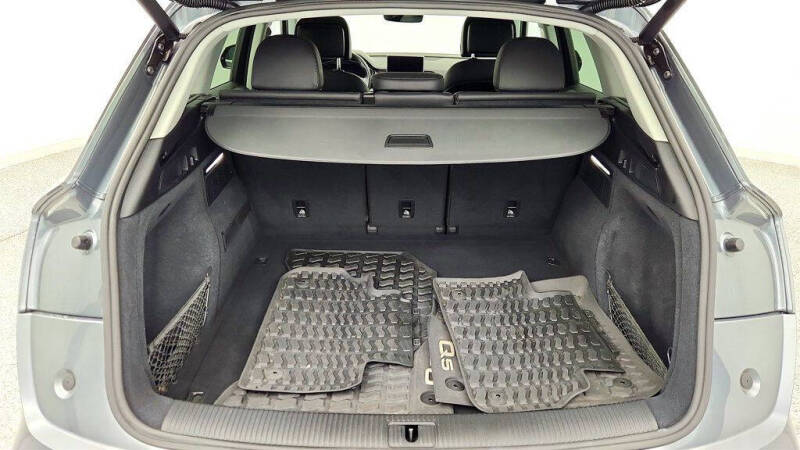 2020 Audi Q5 quattro Premium Plus 45 TFSI