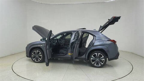 2024 Lexus UX 250h Premium