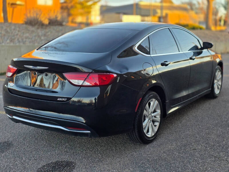 2015 Chrysler 200 Limited
