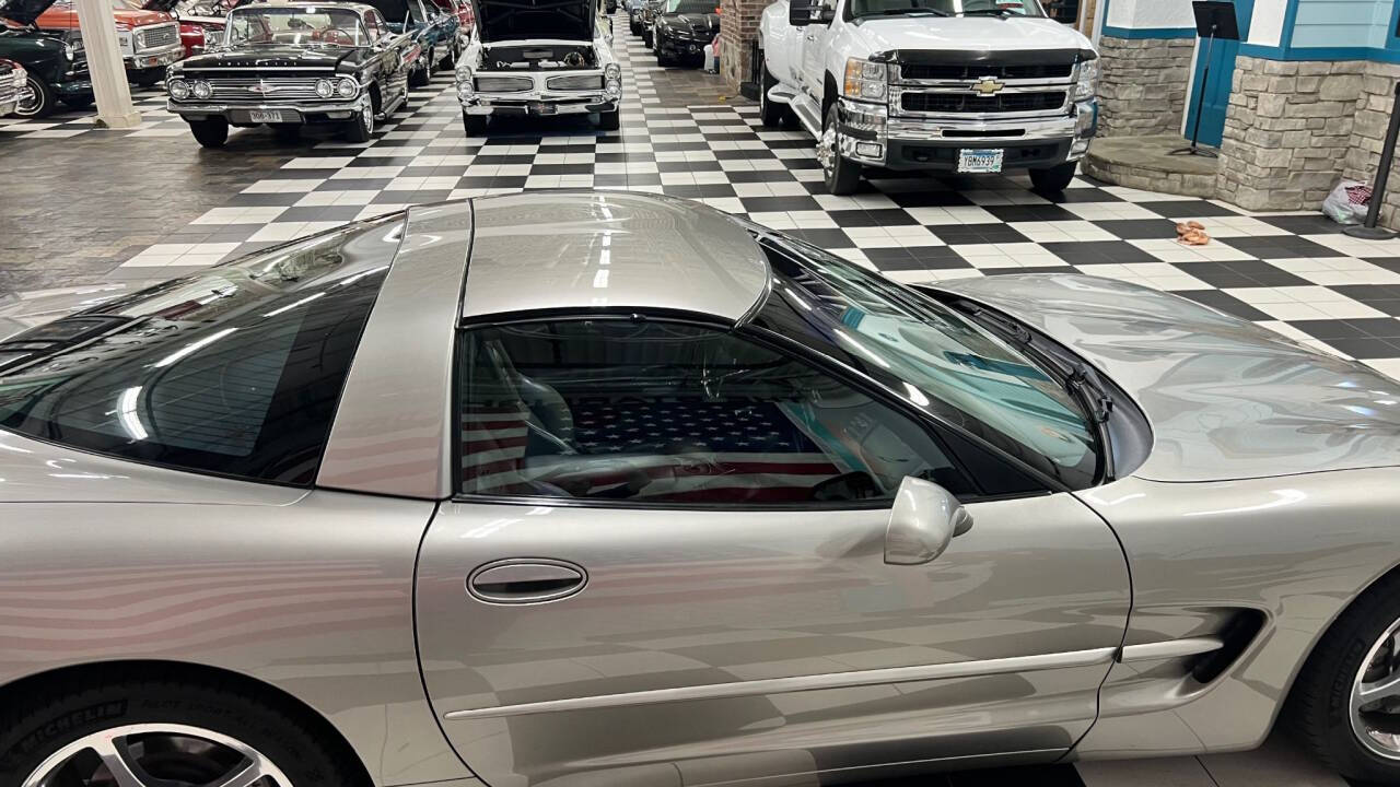 2000 Chevrolet Corvette 4