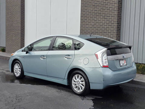 2014 Toyota Prius Plug-in Hybrid