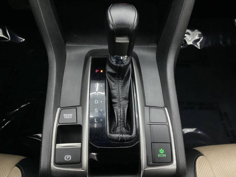 2017 Honda Civic EX-L w/Navi