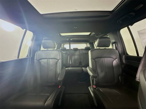 2025 Jeep Wagoneer L Series III