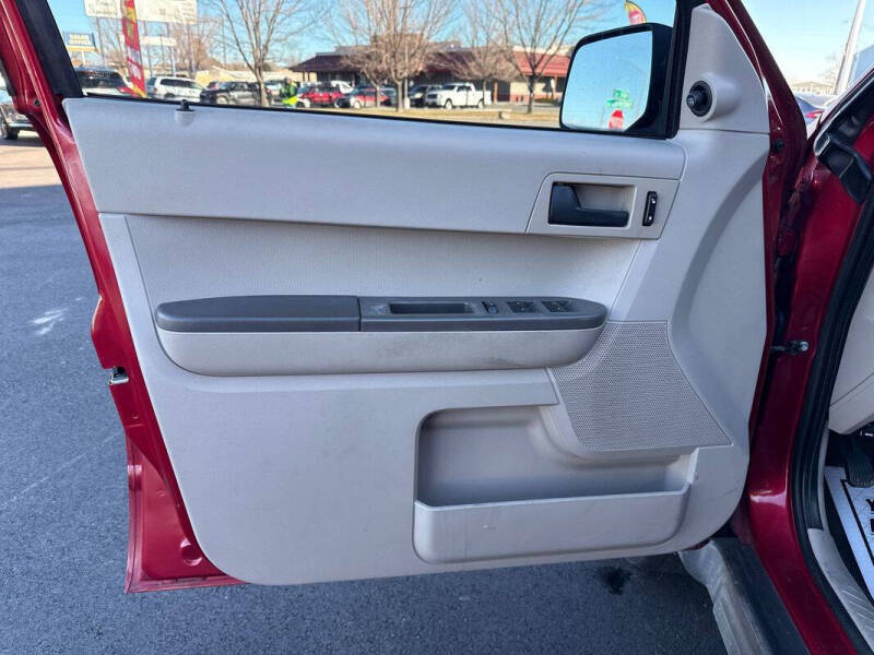 2009 Ford Escape XLS
