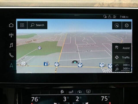 2019 Audi e-tron quattro Premium Plus