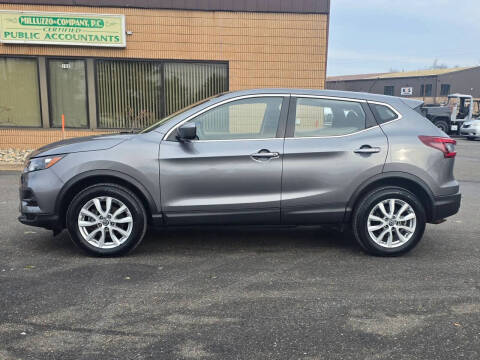 2022 Nissan Rogue Sport S