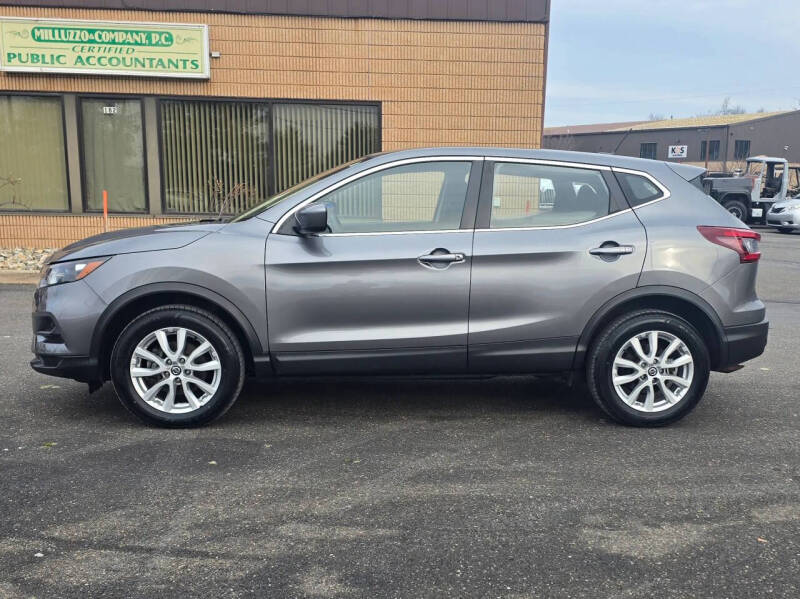 2022 Nissan Rogue Sport S