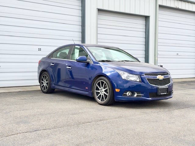 2013 Chevrolet Cruze LTZ photo 3