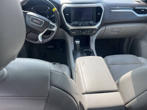 2017 GMC Acadia SLT-2