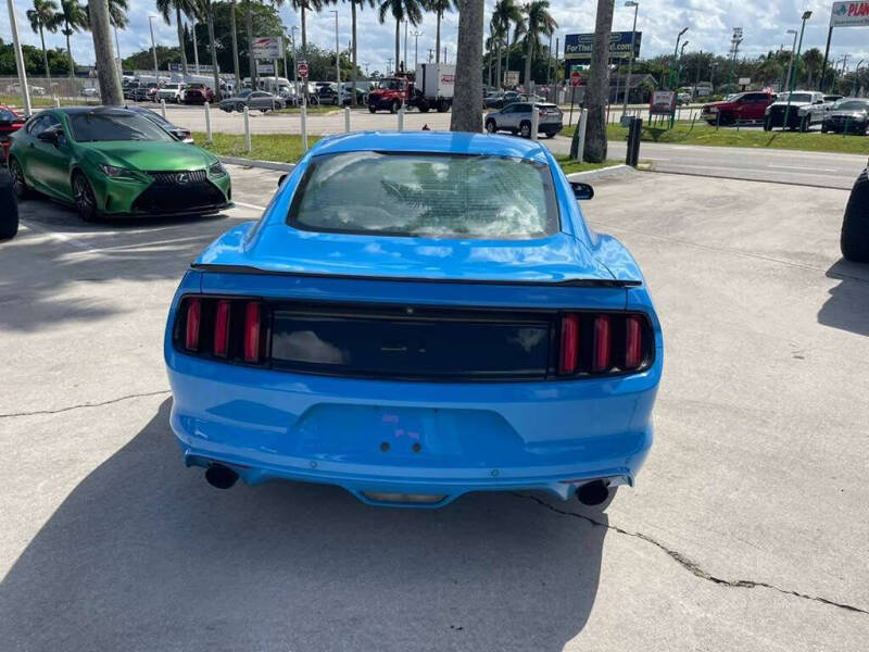 2017 Ford Mustang GT