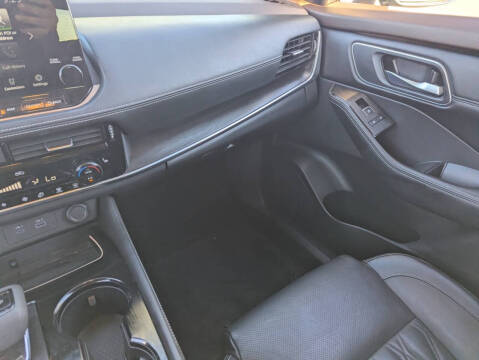 2022 Nissan Rogue Platinum