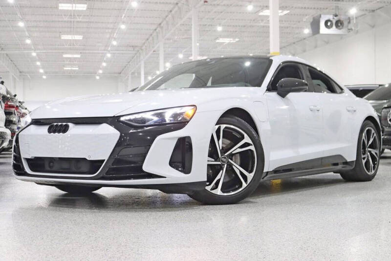 2023 Audi e-tron GT quattro Premium Plus