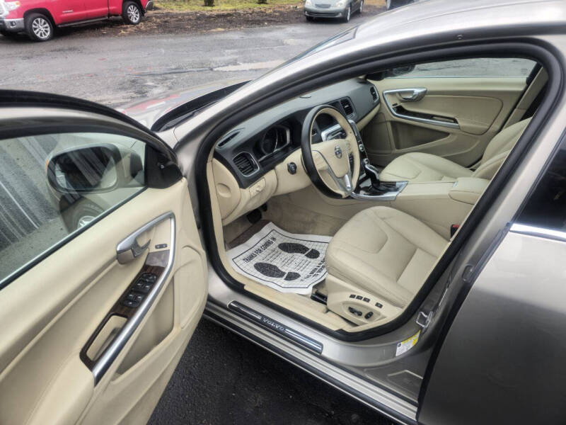 2016 Volvo S60 T5 Premier