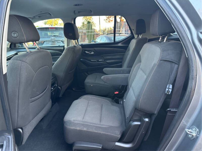 2020 Chevrolet Traverse LT Cloth