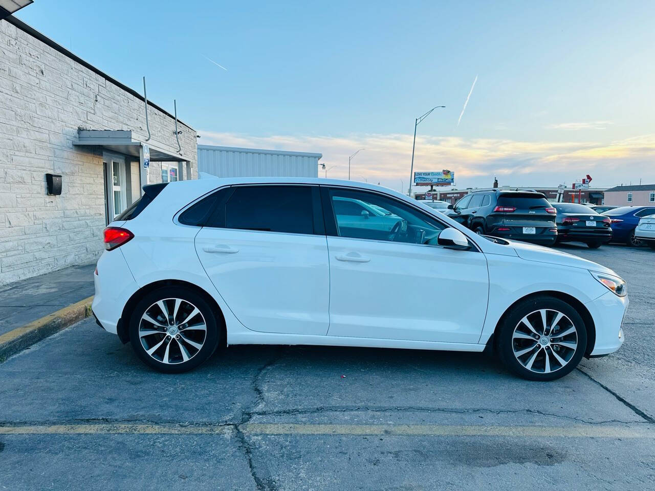 2020 Hyundai ELANTRA GT for sale at Atlas Auto Sales LLC in Lincoln, NE