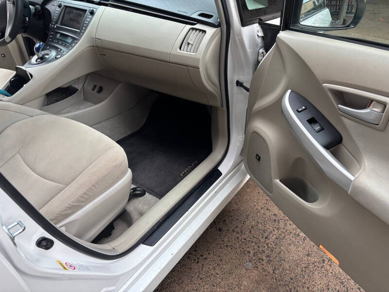 2010 Toyota Prius II