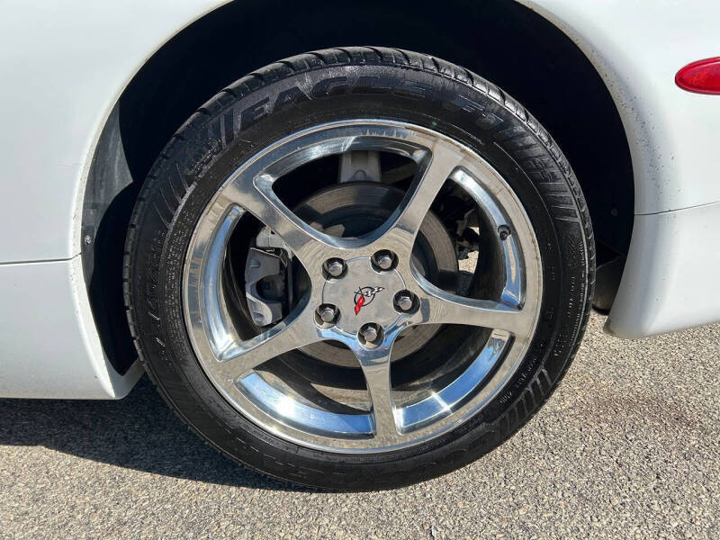 2004 Chevrolet Corvette