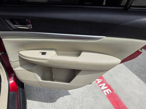 2011 Subaru Outback 2.5i Premium