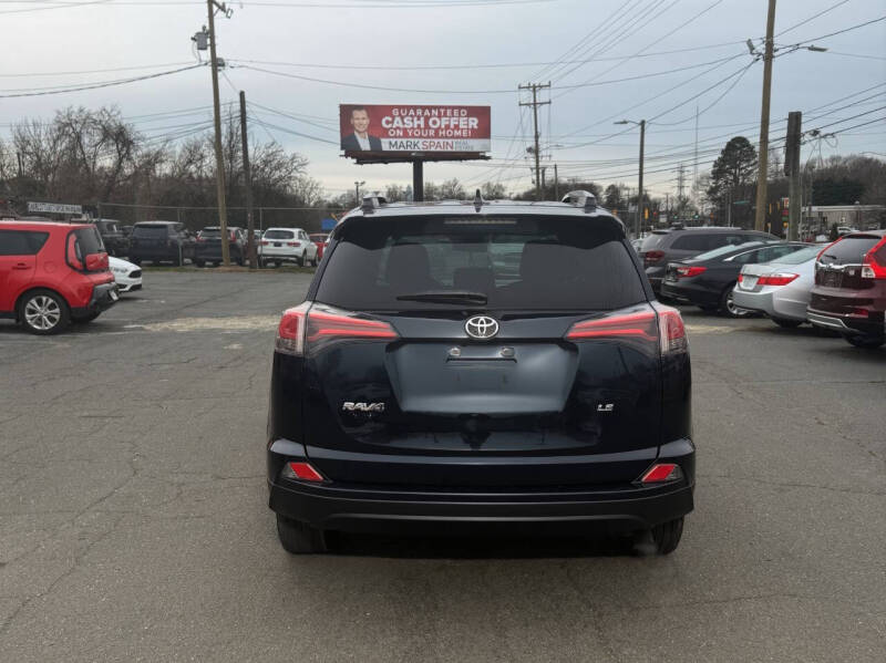 2018 Toyota RAV4 LE