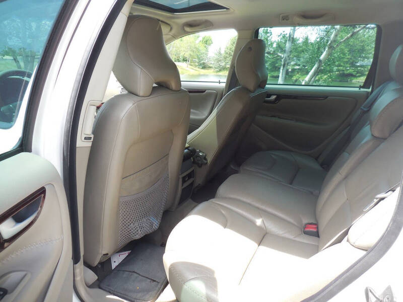 2004 Volvo XC70