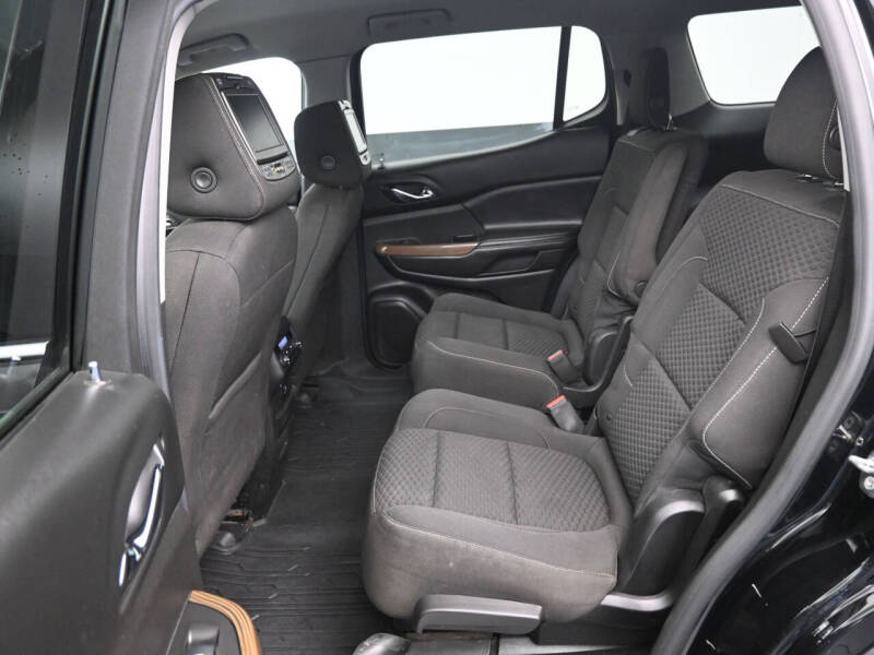 2017 GMC Acadia SLE-2