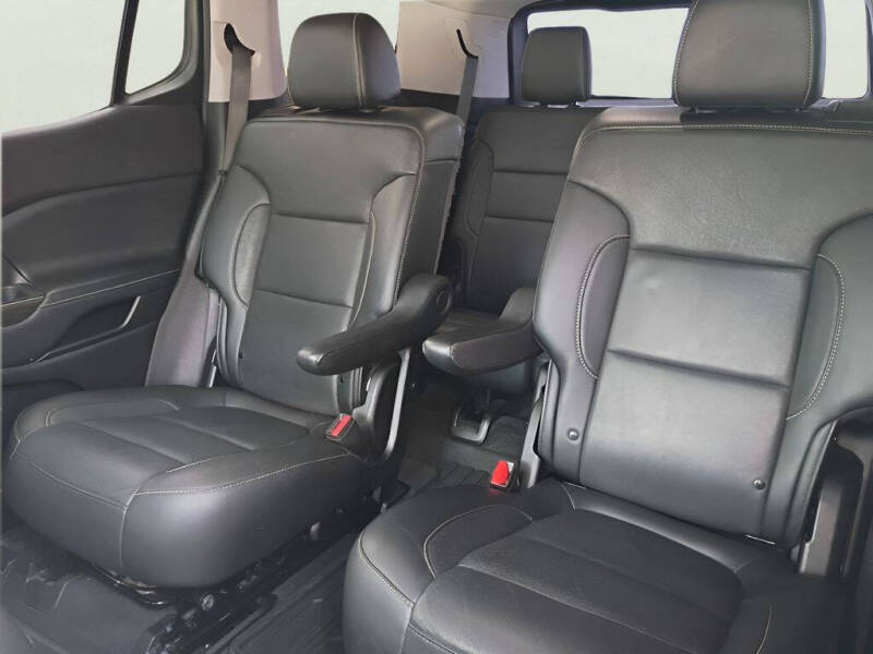2020 GMC Acadia SLT