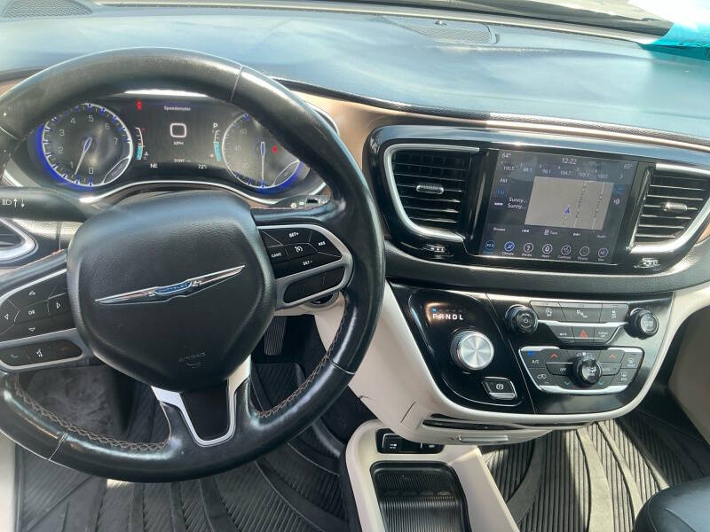 2019 Chrysler Pacifica Touring L Plus