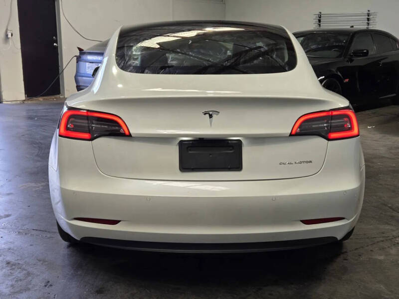 2022 Tesla Model 3 Long Range
