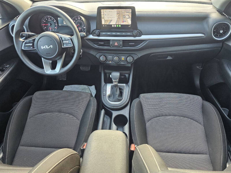 2024 Kia Forte LX