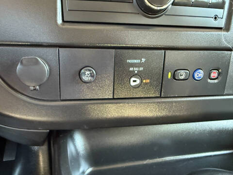 2023 Chevrolet Express LS 3500