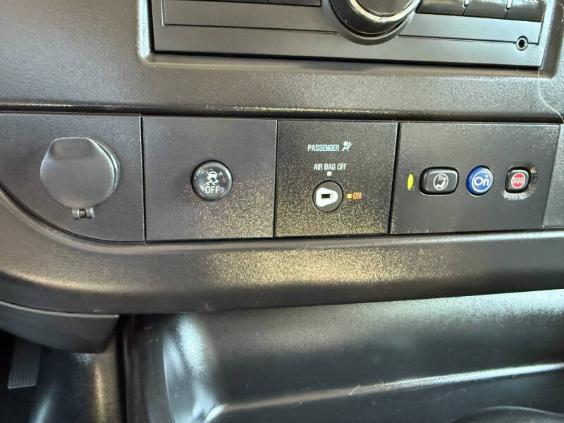 2023 Chevrolet Express LS 3500