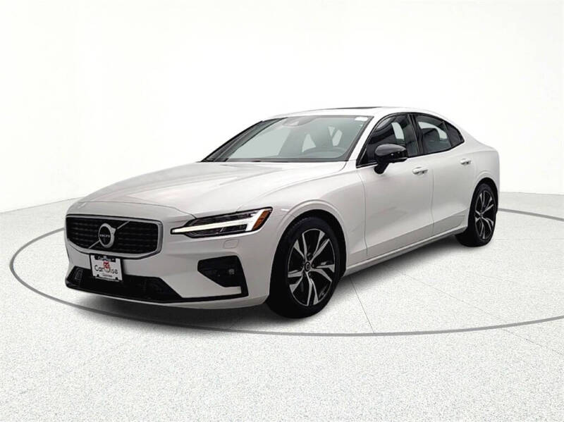 2019 Volvo S60 T6 R-Design