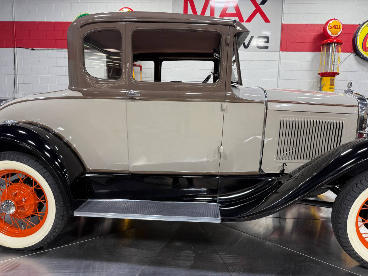 1930 Ford Model A 46