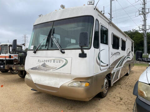1999 Freightliner XC Chassis for sale at Wheel Tech Motor Vehicle Sales in Maylene AL