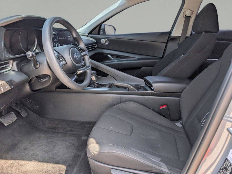2022 Hyundai Elantra