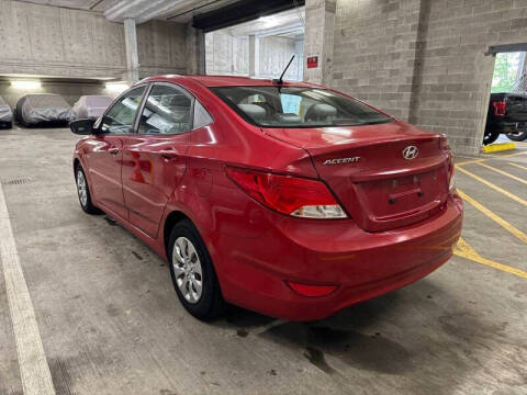 2017 Hyundai Accent SE