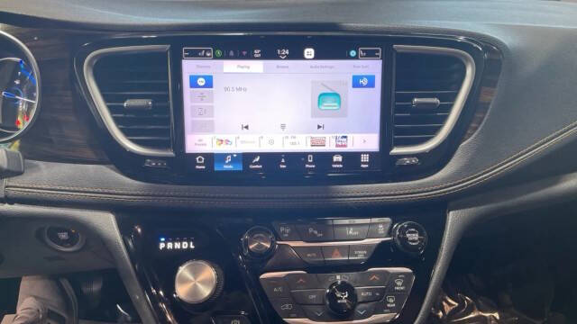 2021 Chrysler Pacifica Hybrid Pinnacle