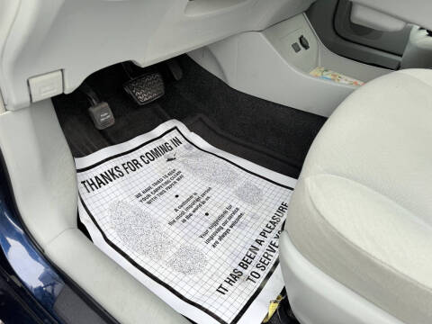 2014 Toyota Prius Five