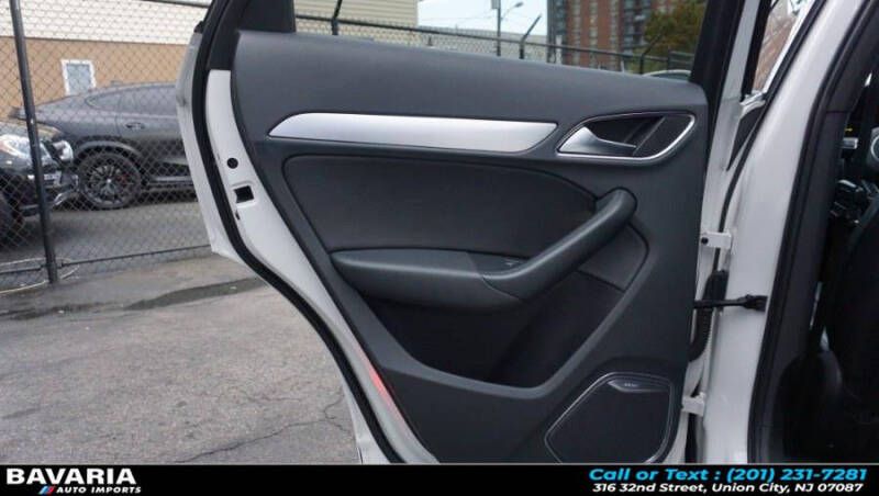 2017 Audi Q3 2.0T quattro Prestige