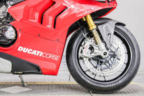 2020 Ducati Panigale V4 R