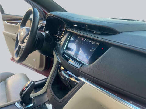 2017 Cadillac XT5 Premium Luxury