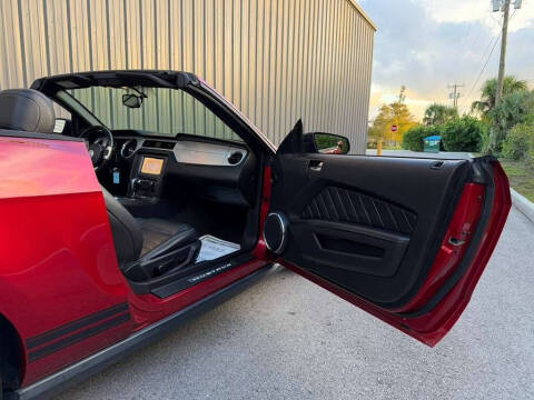 2012 Ford Mustang V6 Premium