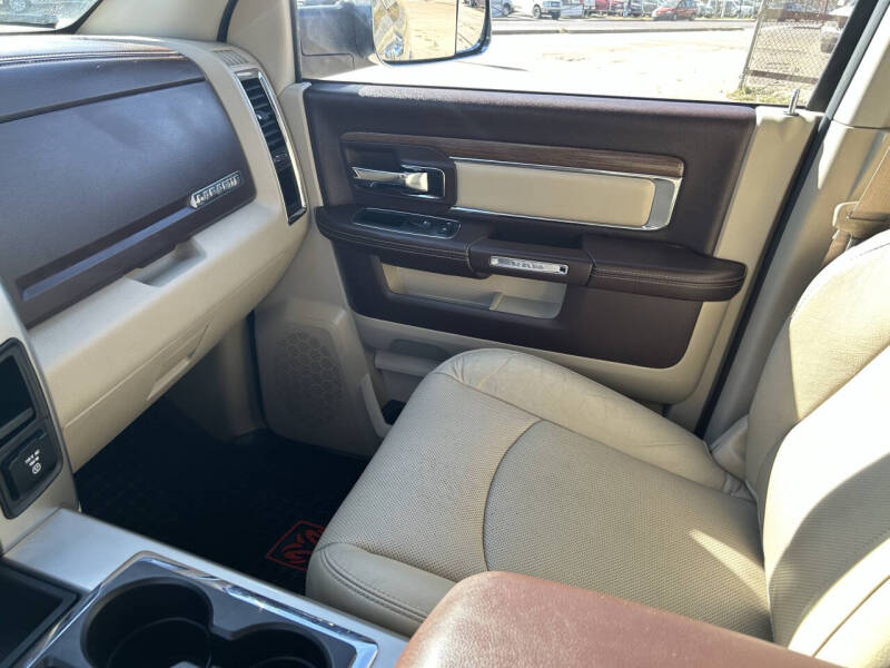 2015 RAM 1500 Laramie