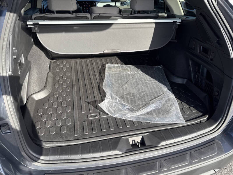 2023 Subaru Outback Premium