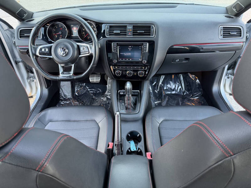 2016 Volkswagen Jetta 2.0T GLI SEL