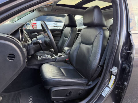 2015 Chrysler 300 Limited