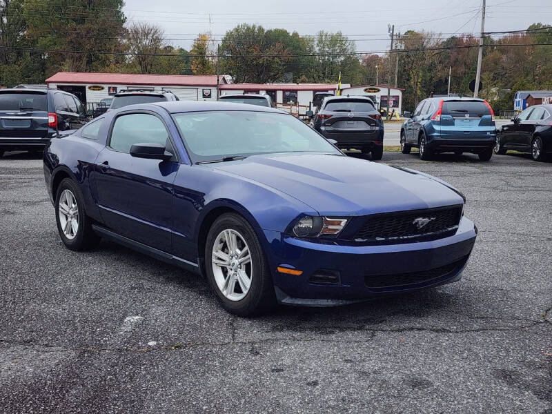 2012 Ford Mustang V6