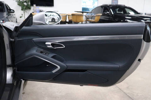 2024 Porsche 718 Boxster S