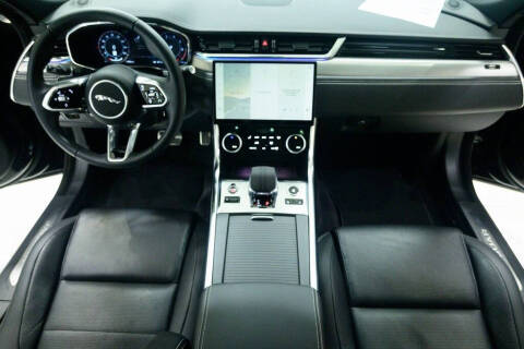 2024 Jaguar XF P250 R-Dynamic SE