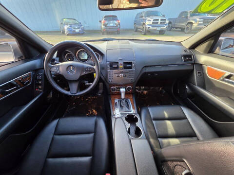 2010 Mercedes-Benz C-Class